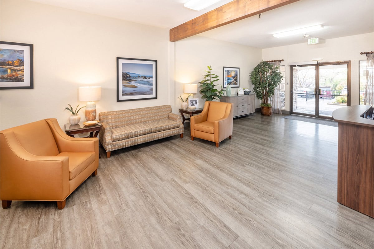 Lobby at Oak River Rehab